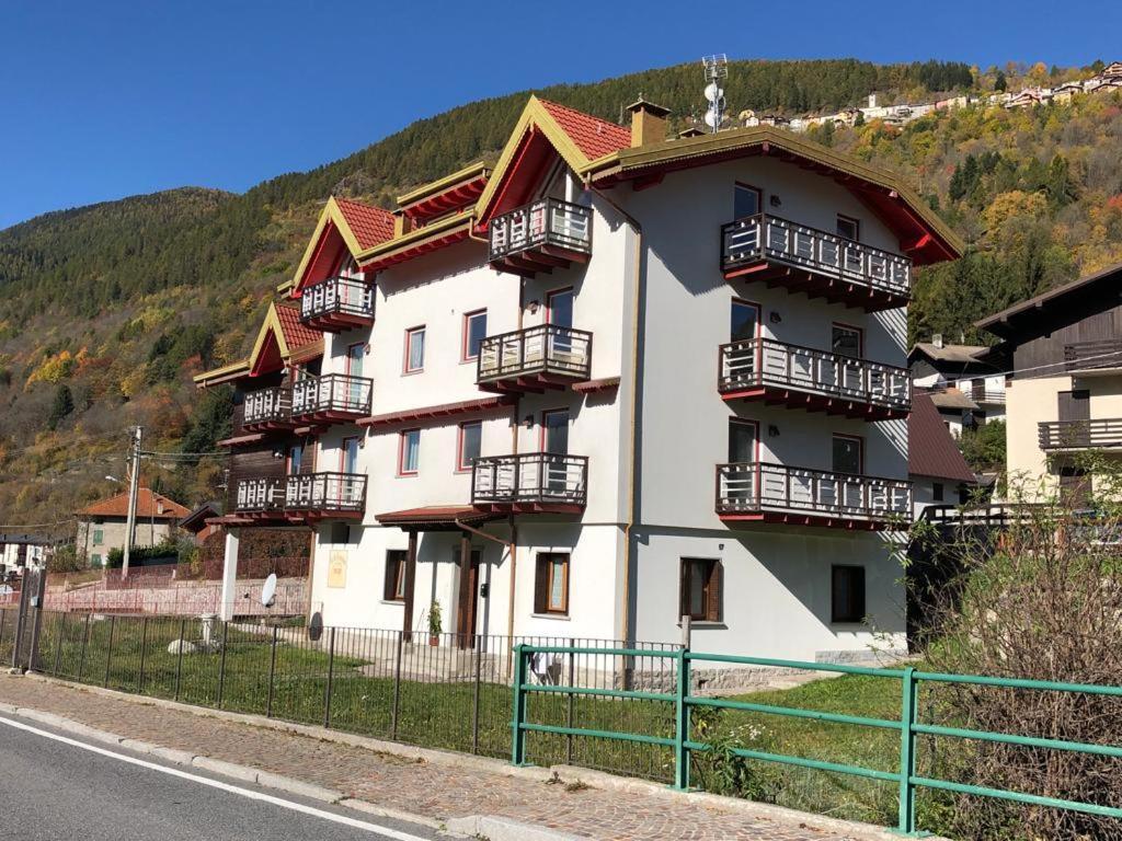 Alpin Star Apartment Temu Bagian luar foto