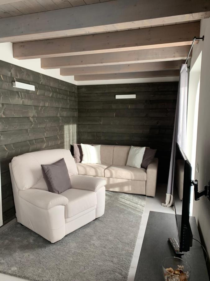 Alpin Star Apartment Temu Bagian luar foto
